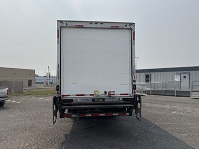 2019 Freightliner M2 106