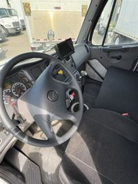 2017 Freightliner M2 106