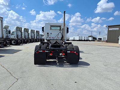 2020 Volvo VHD64BT300