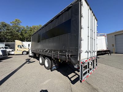 2020 Freightliner M2 106