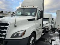 2020 Freightliner NEW CASCADIA 126