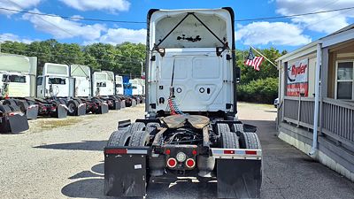 2019 Freightliner NEW CASCADIA PX12664