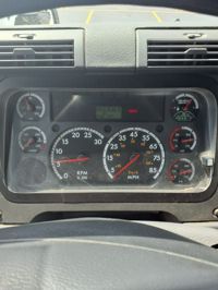 2016 Freightliner CASCADIA 125
