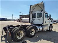 2019 Freightliner CASCADIA 125