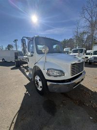 2021 Freightliner M2 106