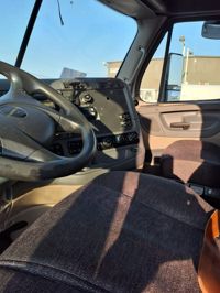 2017 Freightliner CASCADIA 125