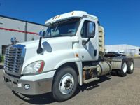 2015 Freightliner CASCADIA 125
