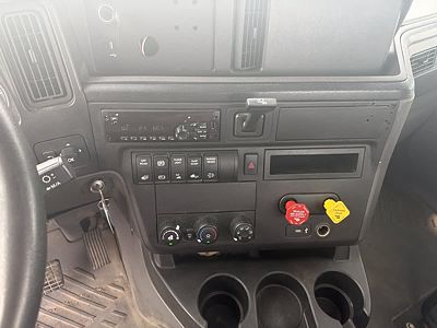 2019 International RH613