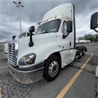 2018 Freightliner CASCADIA 125