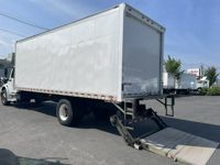 2018 Freightliner M2 106