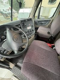 2019 Freightliner CASCADIA 125