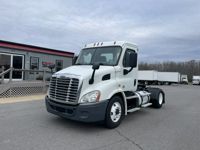2019 Freightliner CASCADIA 113