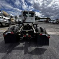 2018 Freightliner CASCADIA 125