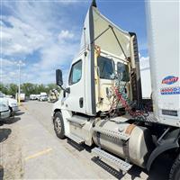 2018 Freightliner CASCADIA 125