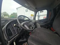 2020 Freightliner M2 106