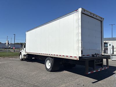 2017 Freightliner M2 106