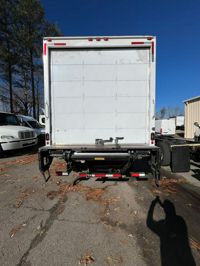 2018 Freightliner M2 106