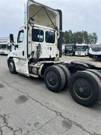 2018 Freightliner CASCADIA 125