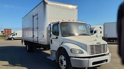 2018 Freightliner M2 106