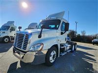 2020 Freightliner CASCADIA 125