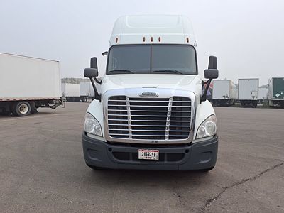 2020 Freightliner CASCADIA 125