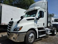 2019 Freightliner NEW CASCADIA 126