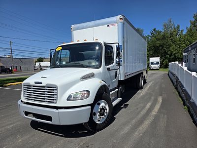 2016 Freightliner M2 106