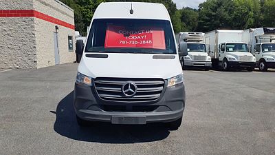 2021 Mercedes-Benz F2CA74 SPRINTER