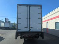 2018 Freightliner M2 106