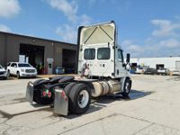 2019 Freightliner CASCADIA 113