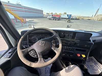 2019 International LT625