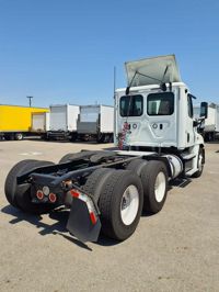 2018 Freightliner CASCADIA 125
