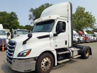 2019 Freightliner NEW CASCADIA 126