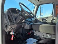 2020 Freightliner M2 106