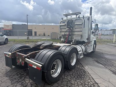 2020 Freightliner CASCADIA 125