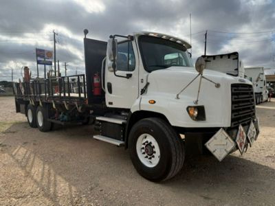 2020 Freightliner 114SD