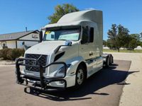2020 Volvo VNR64T-640