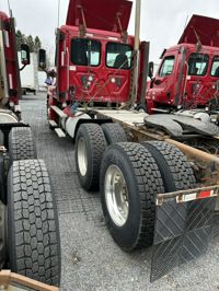 2017 Freightliner CASCADIA 125