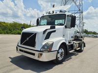 2016 Volvo VNL42T