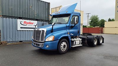 2019 Freightliner CASCADIA 125
