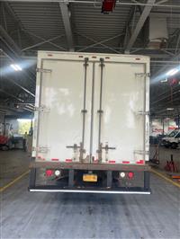 2018 Freightliner M2 106