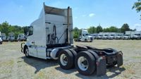2020 Volvo VNR64T-640