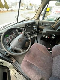 2020 Freightliner CASCADIA 125