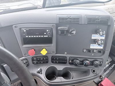 2020 Freightliner CASCADIA 125