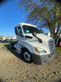 2020 Freightliner NEW CASCADIA 116