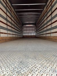 2015 Freightliner M2 106
