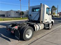 2016 Volvo VNL42T