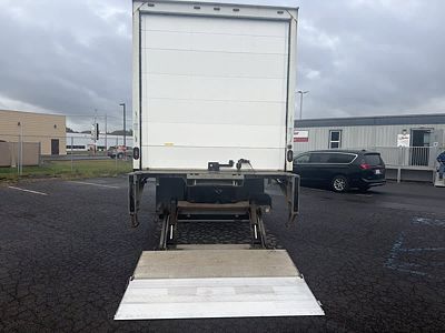 2019 Freightliner M2 106