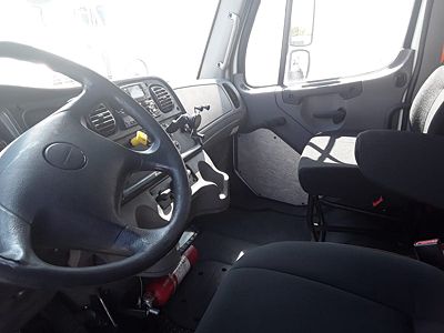 2019 Freightliner M2 106