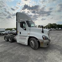 2017 Freightliner CASCADIA 125